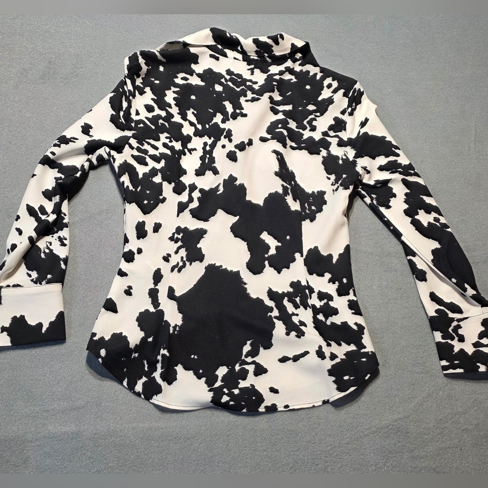 NWT Zara Cow Print Monochrome Button Down Shirt Size Medium PTP 19 - Picture 3 of 5
